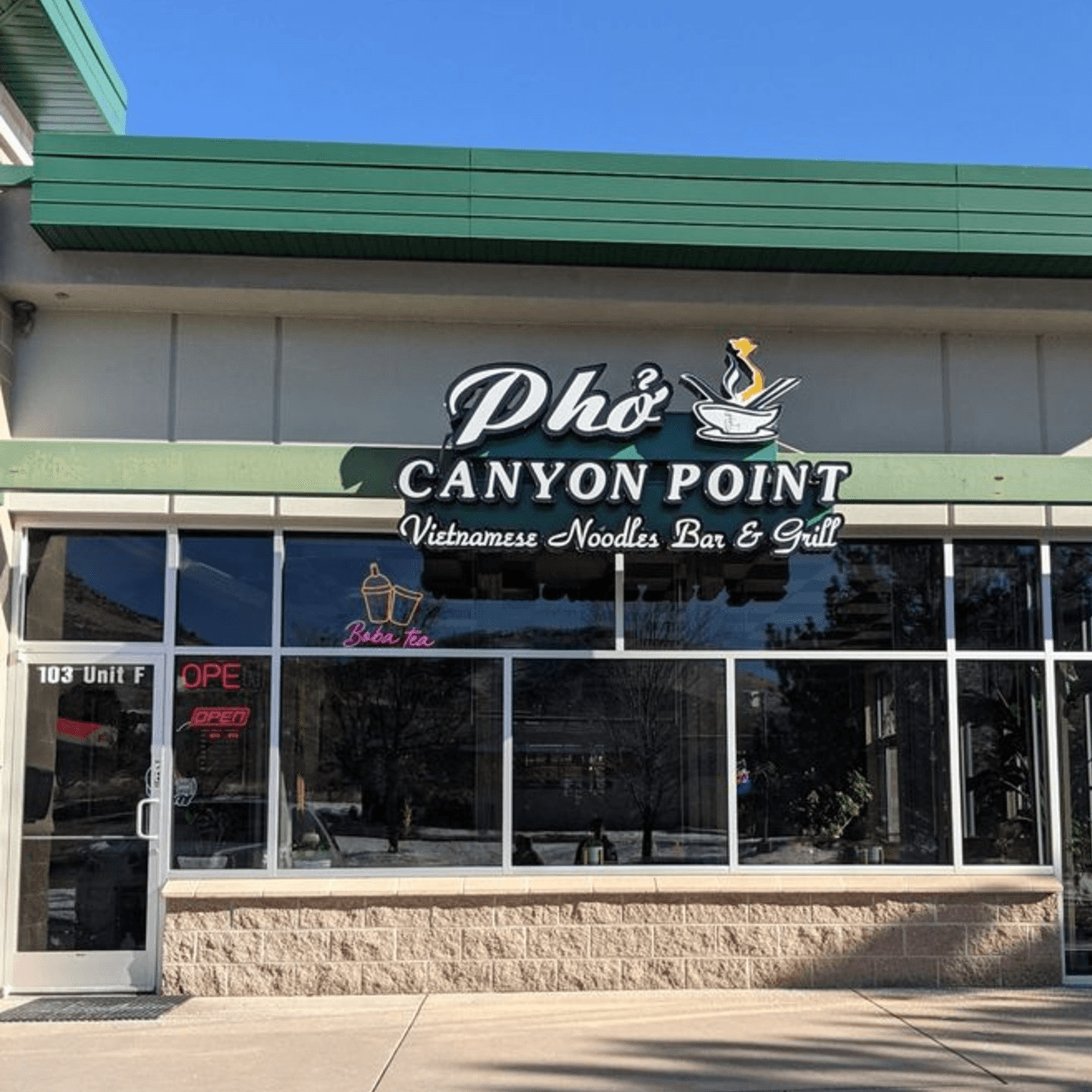 Phở Canyon Point – Fresh Flavors in Golden