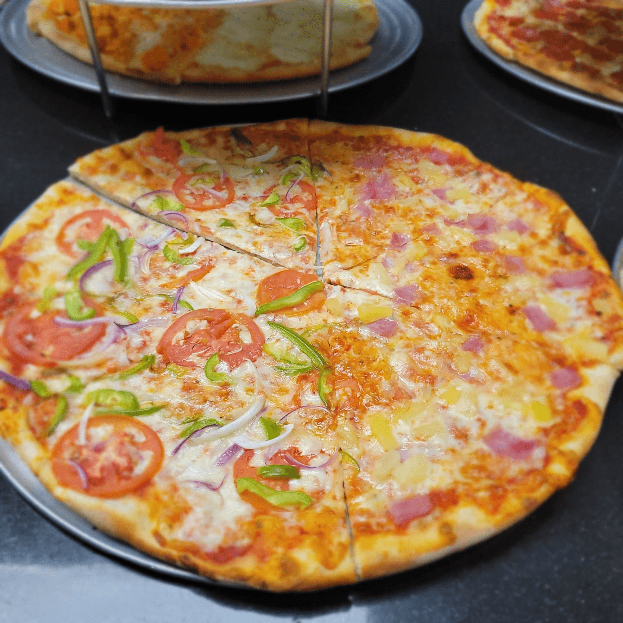 Midways De La Roma gallery image #6