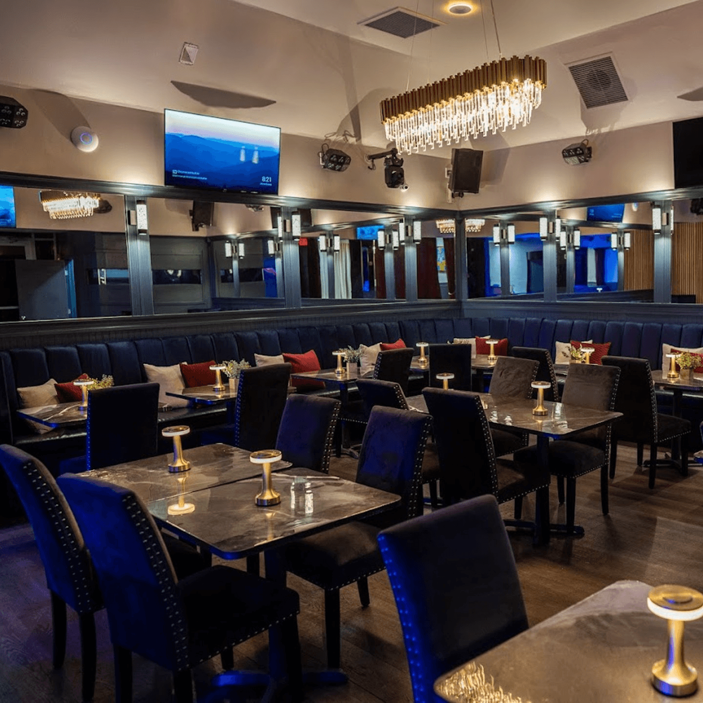 Where Flavor Meets Atmosphere!