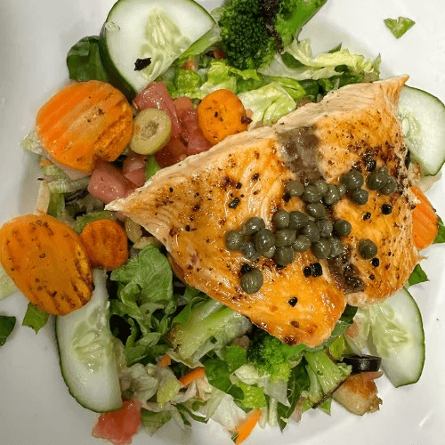 Grilled Salmon Salad