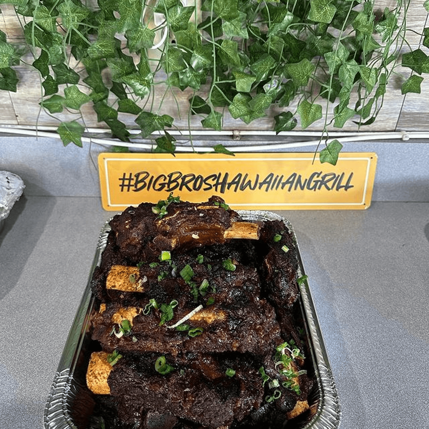  Island Flavors Await: Hearty Meals