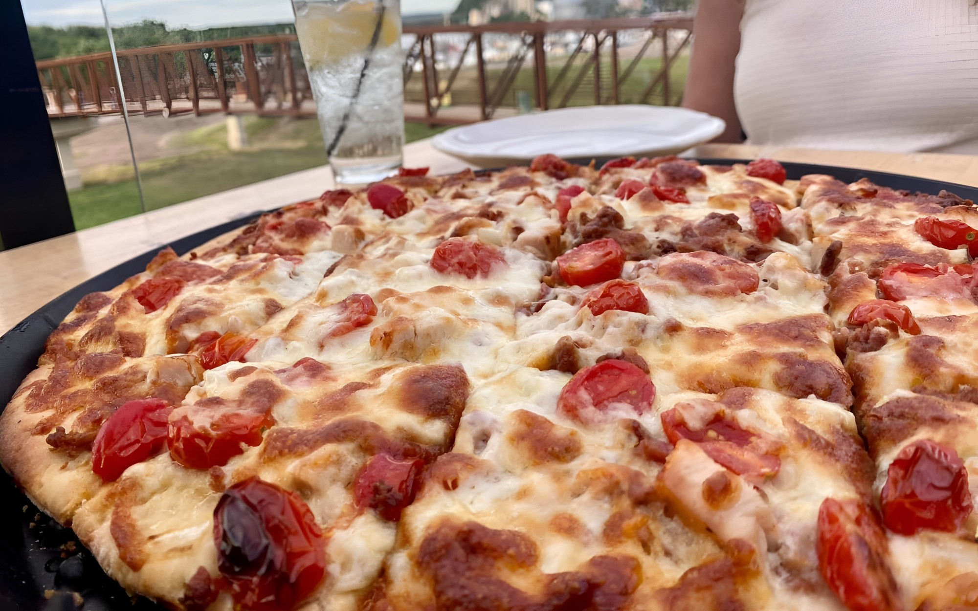 Best Bar and Grill in Red Wing, MN | Kelly's Tap House Bar and Grill | Bar and Grill near me