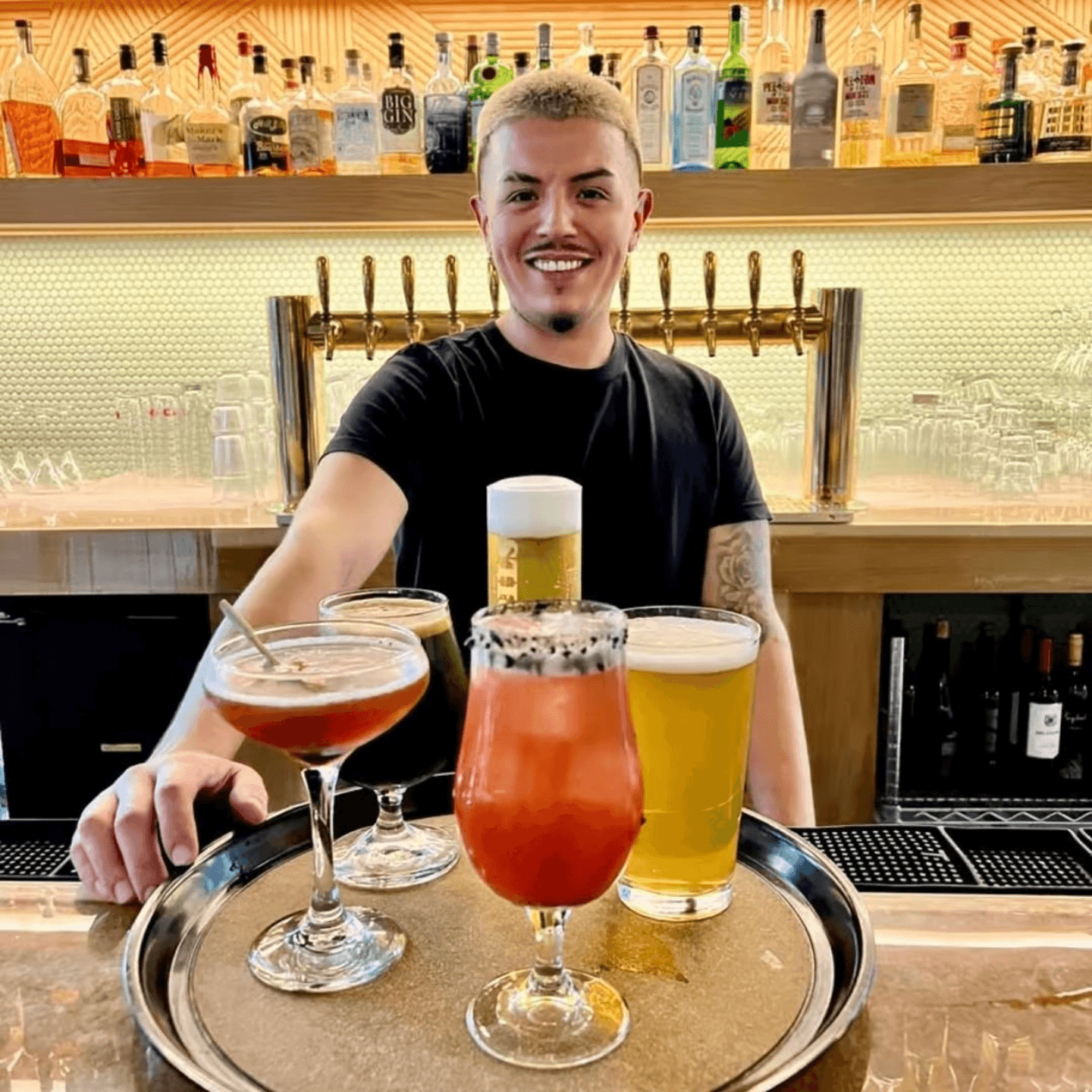 Signature Cocktails & Drinks 🍸