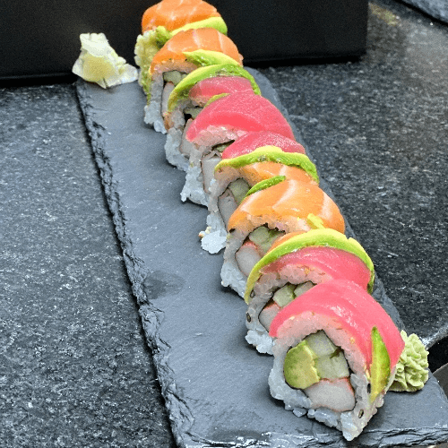 Delicious Salmon Rolls: Sushi and Asian Delights