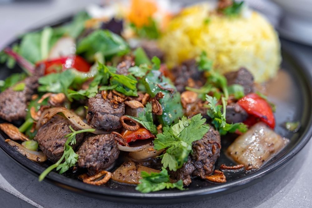 Shaken Beef Rice & Salad.