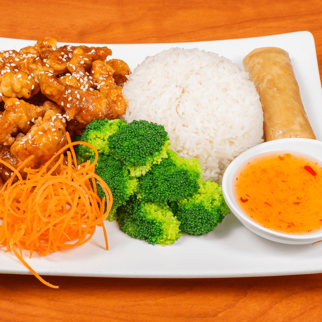 Sesame Chicken with Egg Roll.