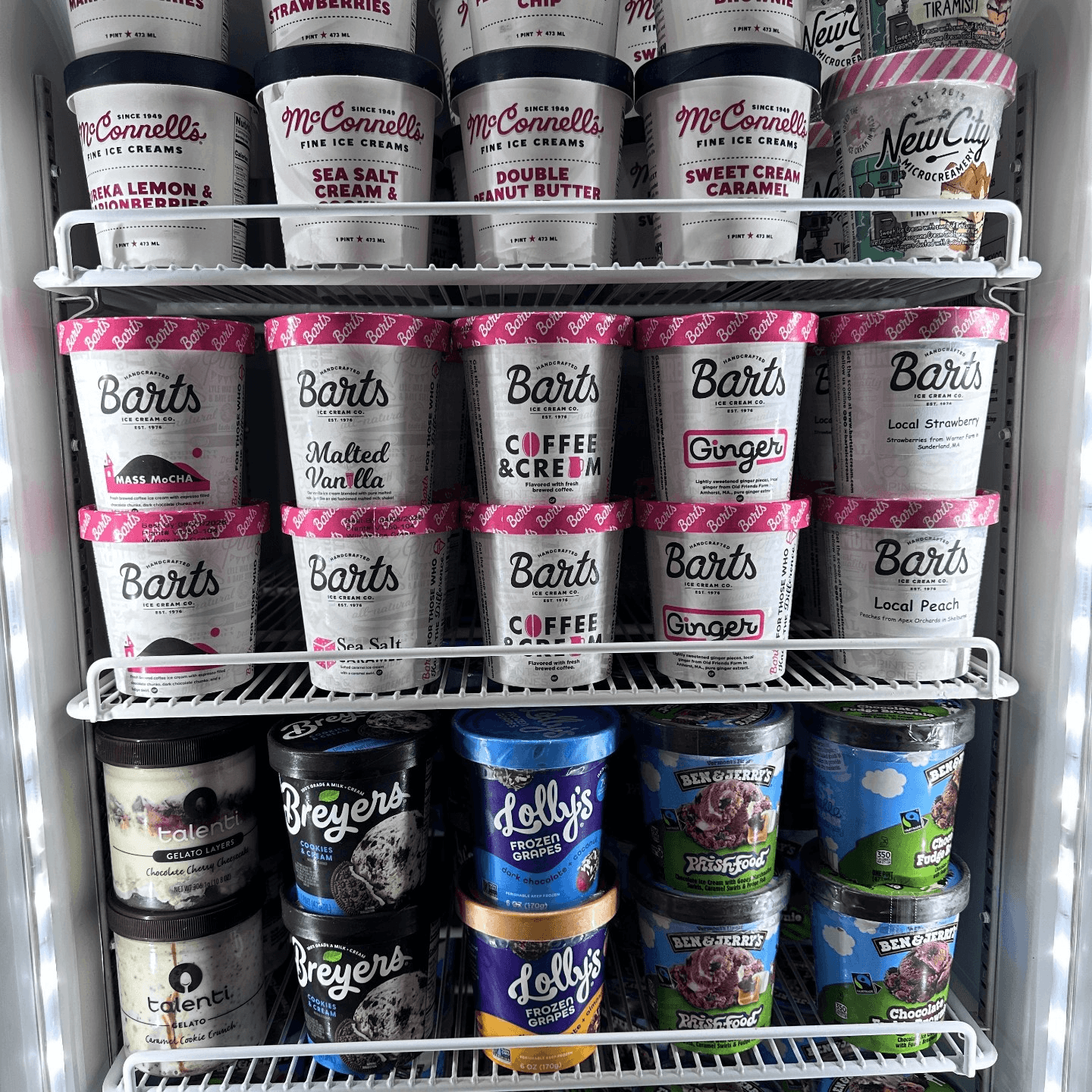 🍦 Scoop Into Something Sweet! 🍫