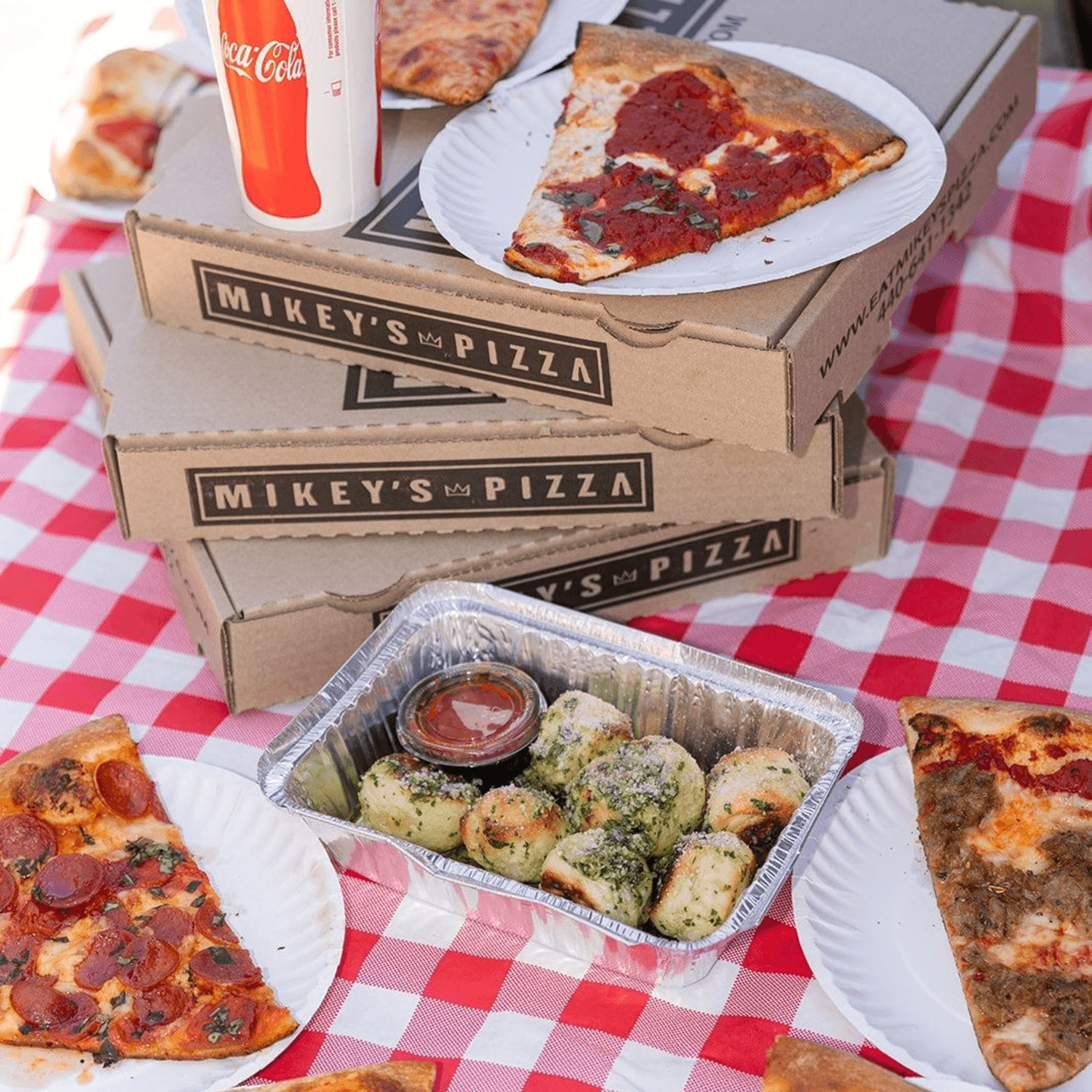 Welcome to Mikey's Pizza