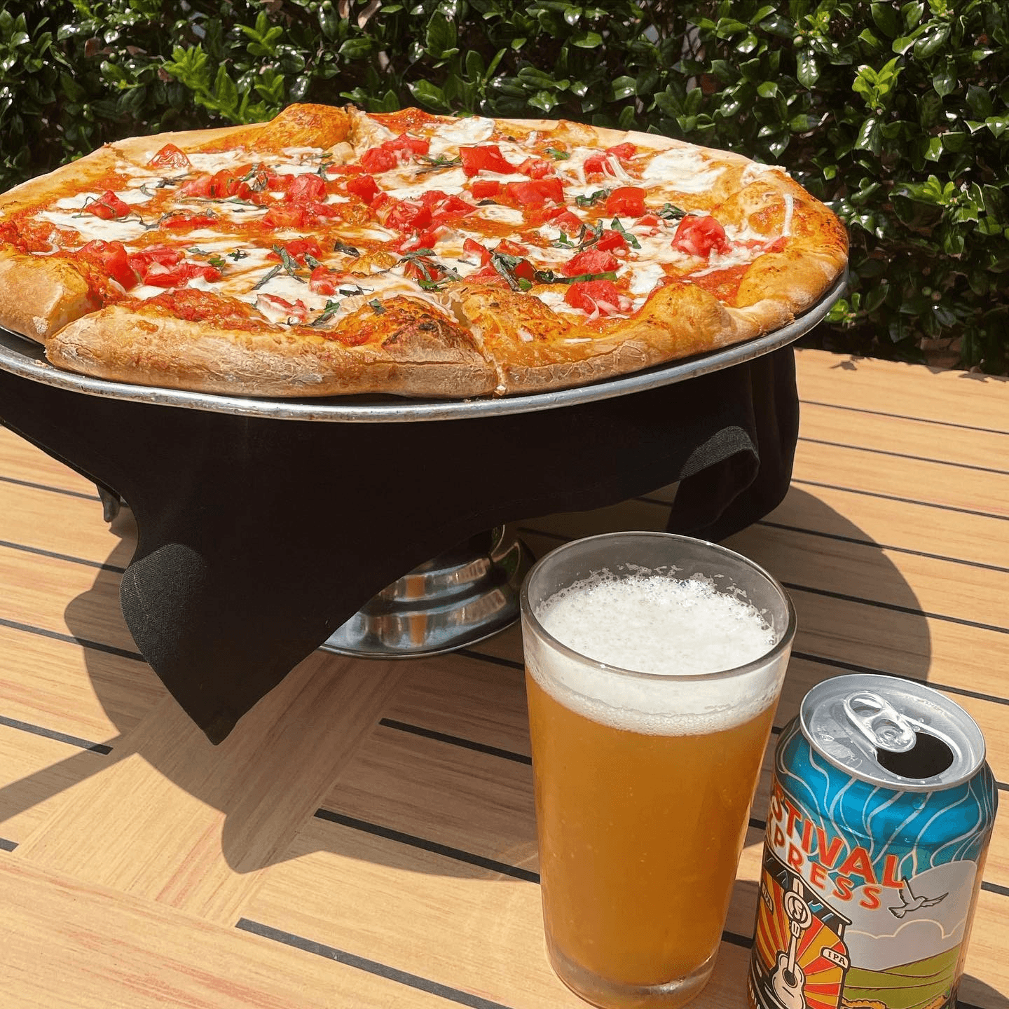 From Casual Trays to Full Events