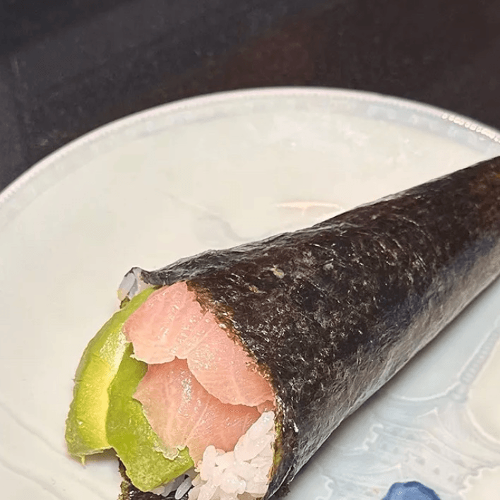 Hamachi Hand Roll.