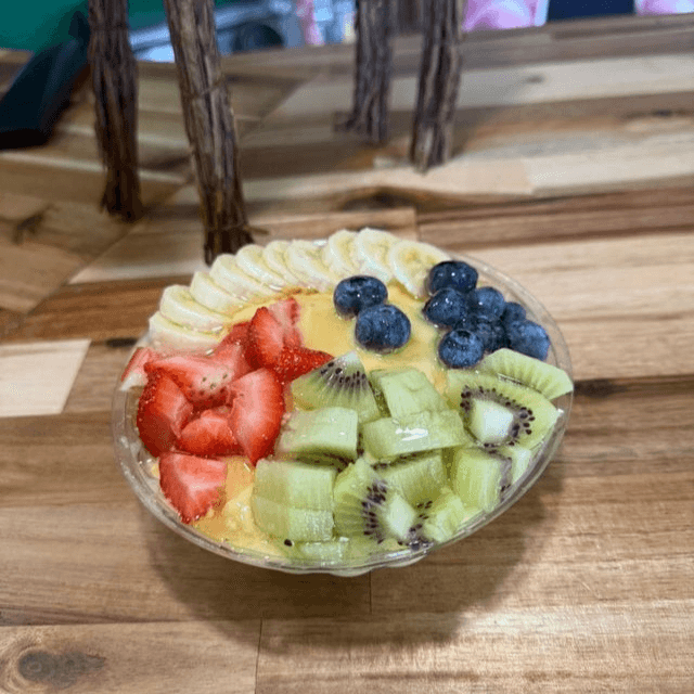 ACAI FRUIT BOWL.