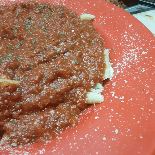 Small Pasta with Meat Sauce