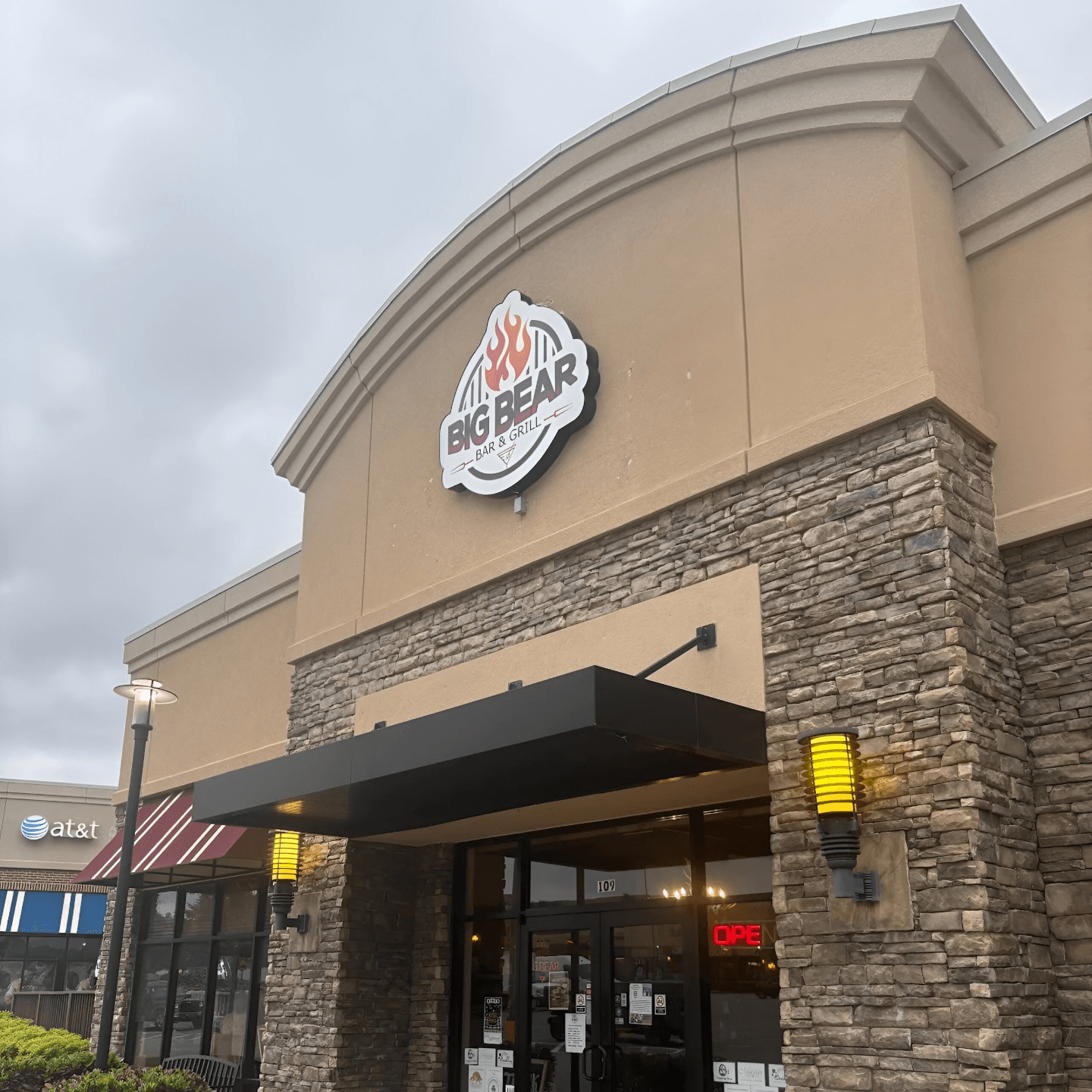 Welcome to Big Bear Ellijay Bar & Grill🍔