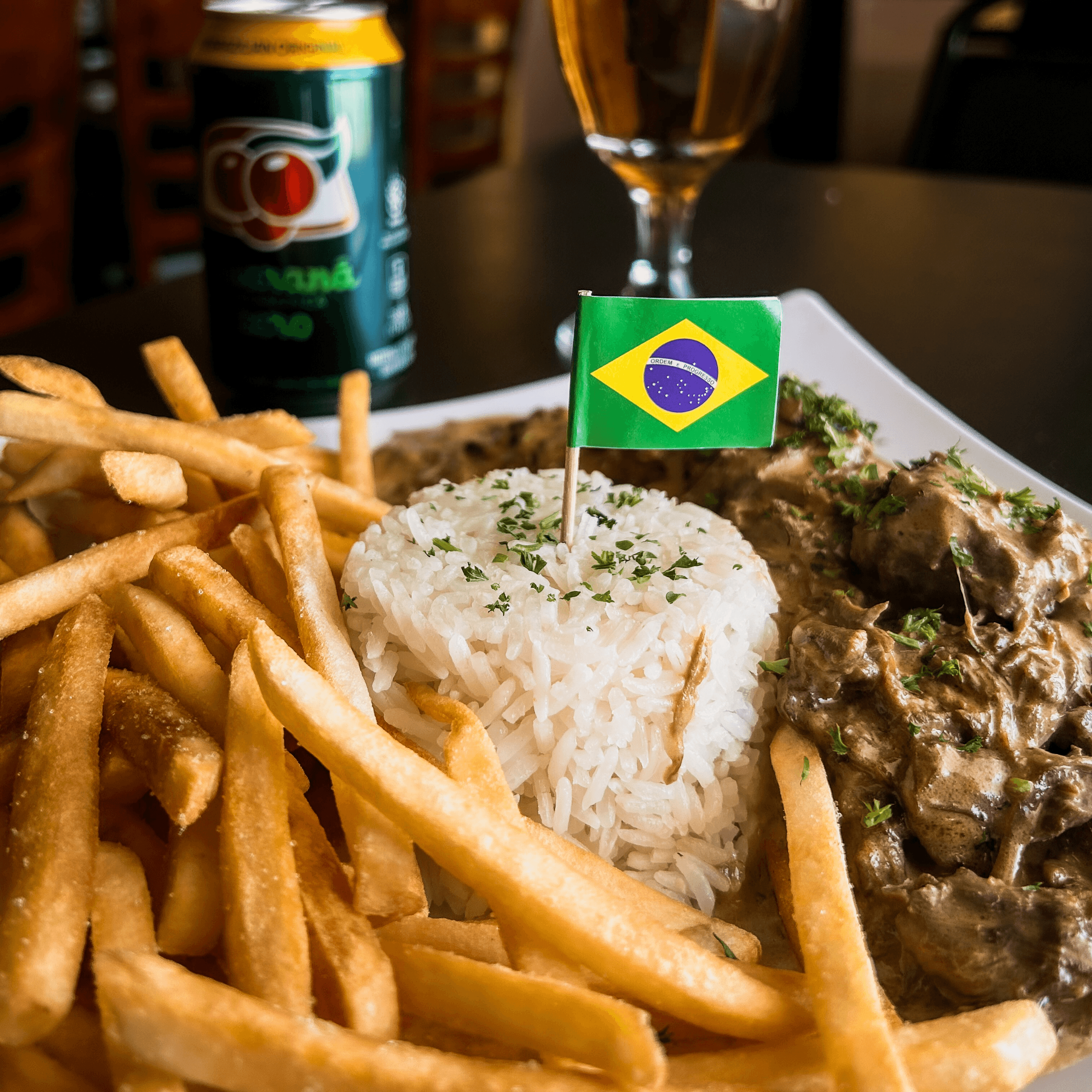 Beef Stroganoff/Estrogonofe de Carne (8oz).