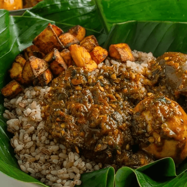 OFADA RICE & AYAMASHE SAUCE.