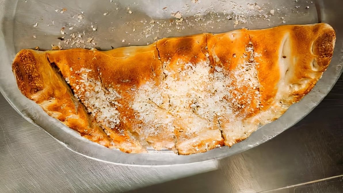 Stromboli (Small - 10").