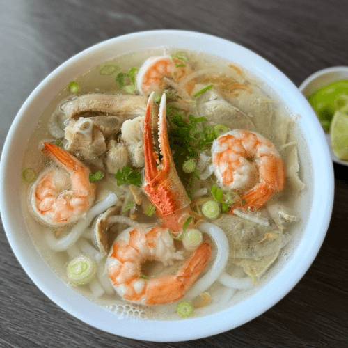 Banh Canh Tom, Cua, Thit, and Gio Heo (Shrimp, Crab, Pork and Pork Leg).