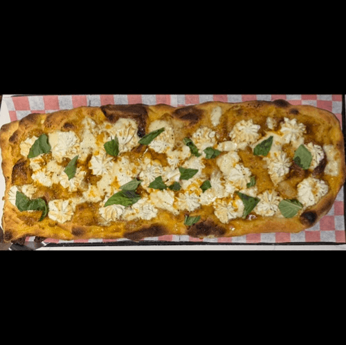 Snow White Pizza (2 Ft. Pala).