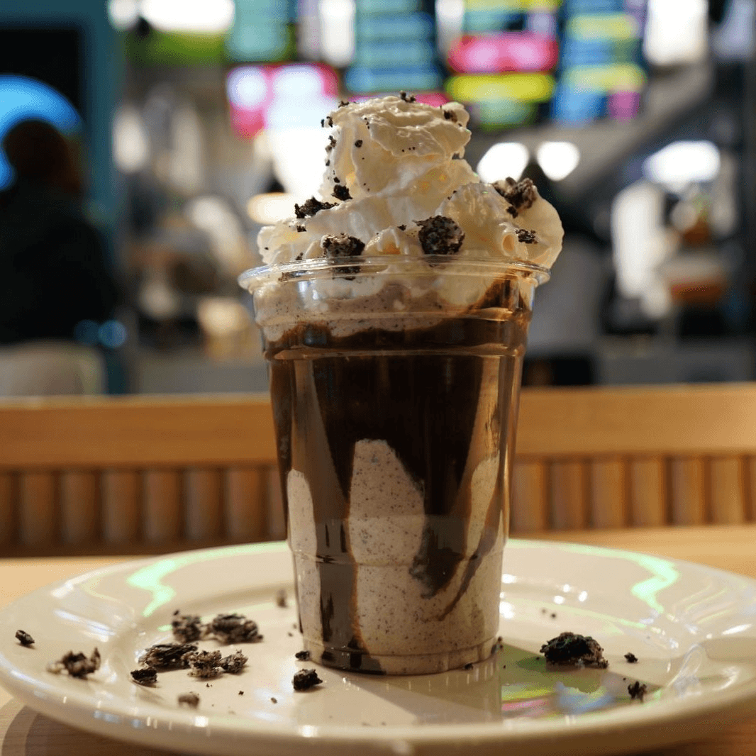 Oreo Cookie Craze Shake.