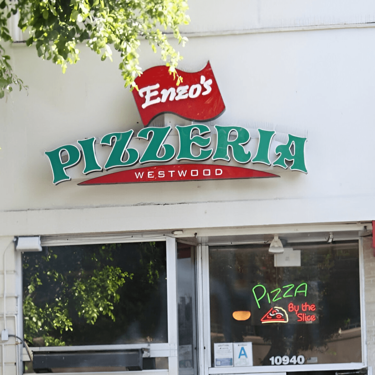 🍕 Share Your Experience on Yelp