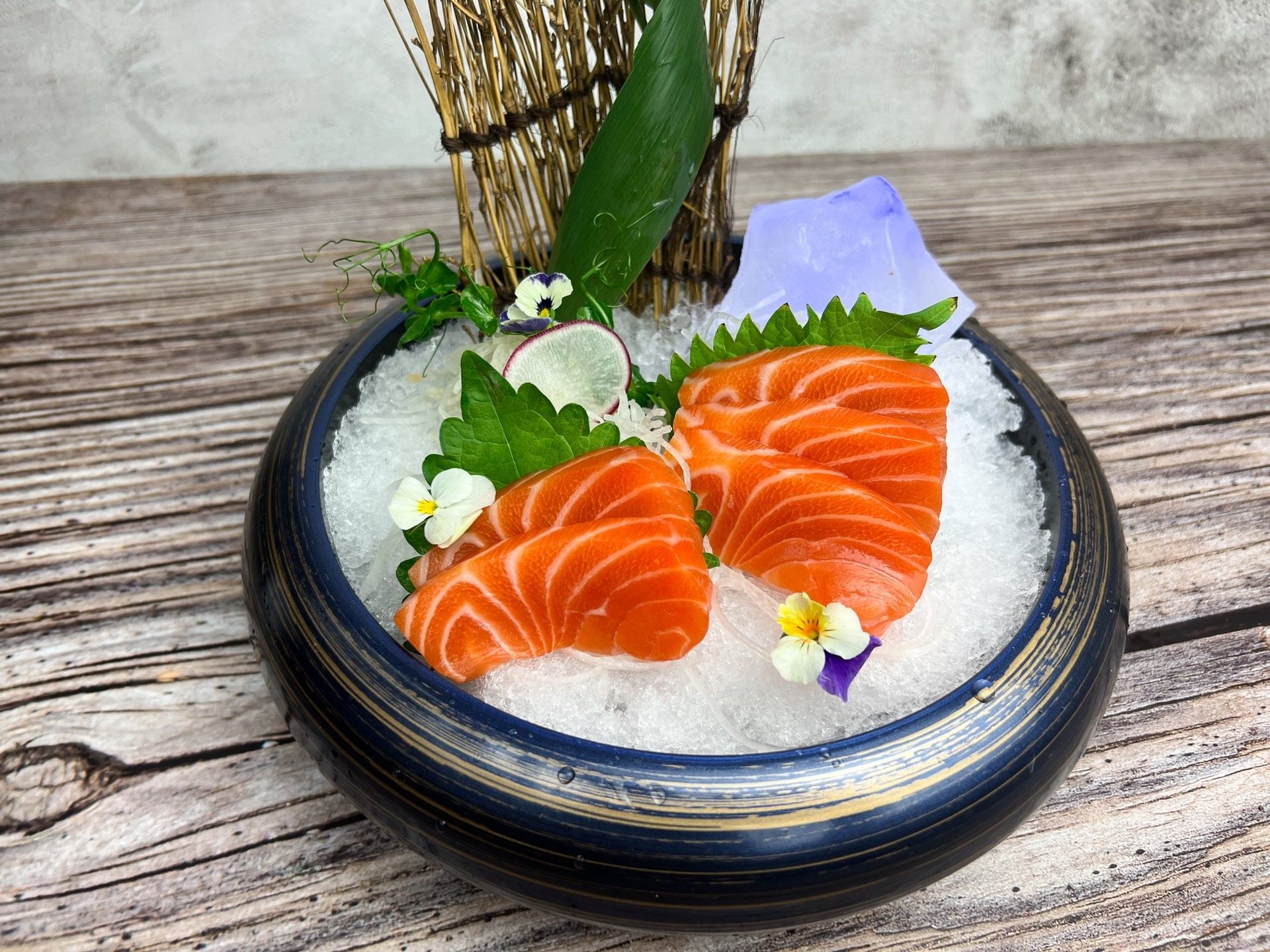 Salmon (Sashimi).