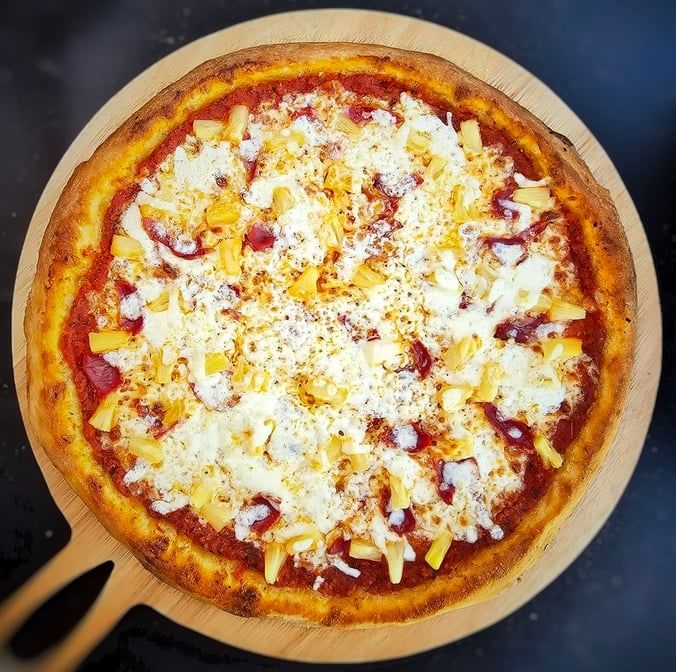 Cheesy Cheese Pizza.