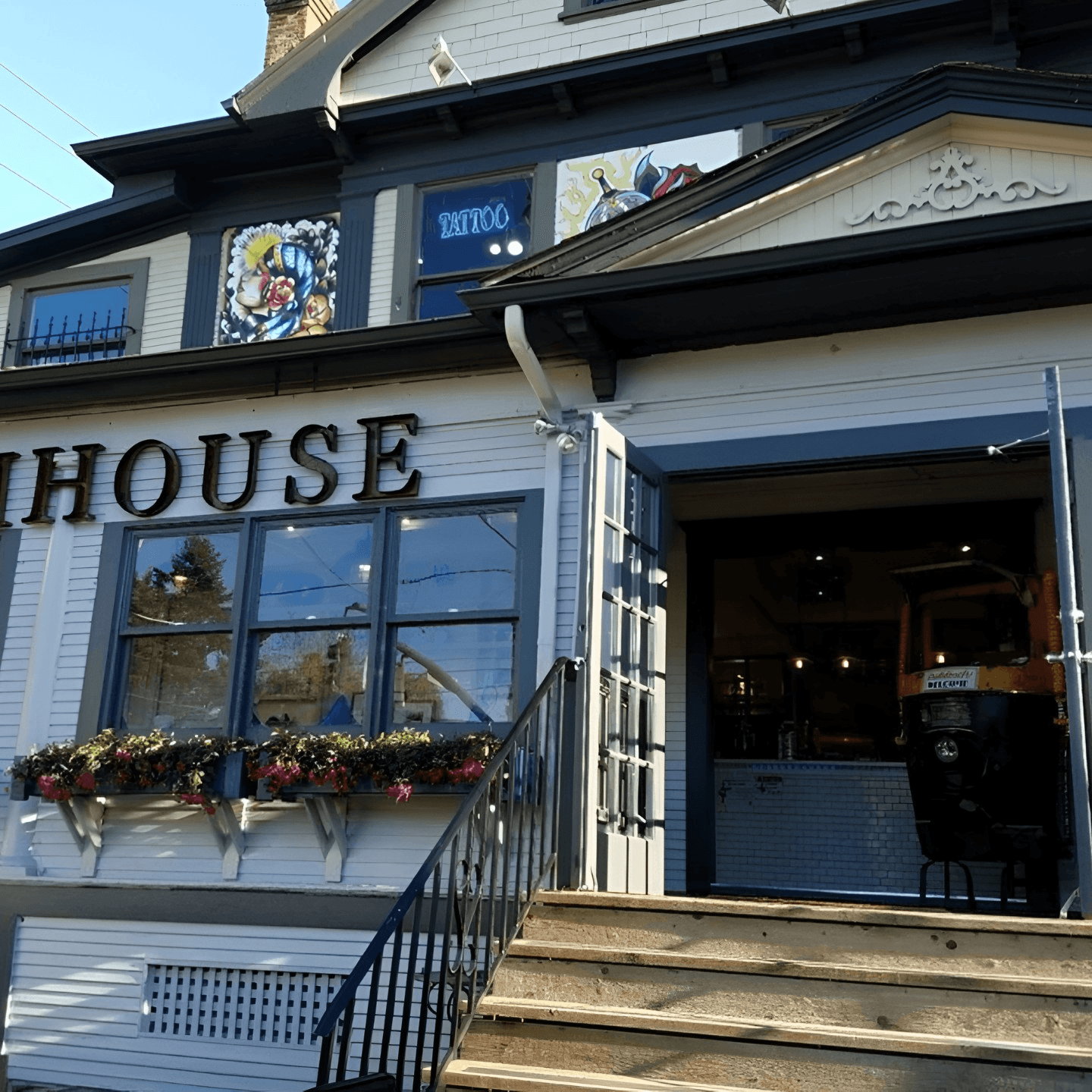 Farmhouse Thai – SE Hawthorne, Portland, OR