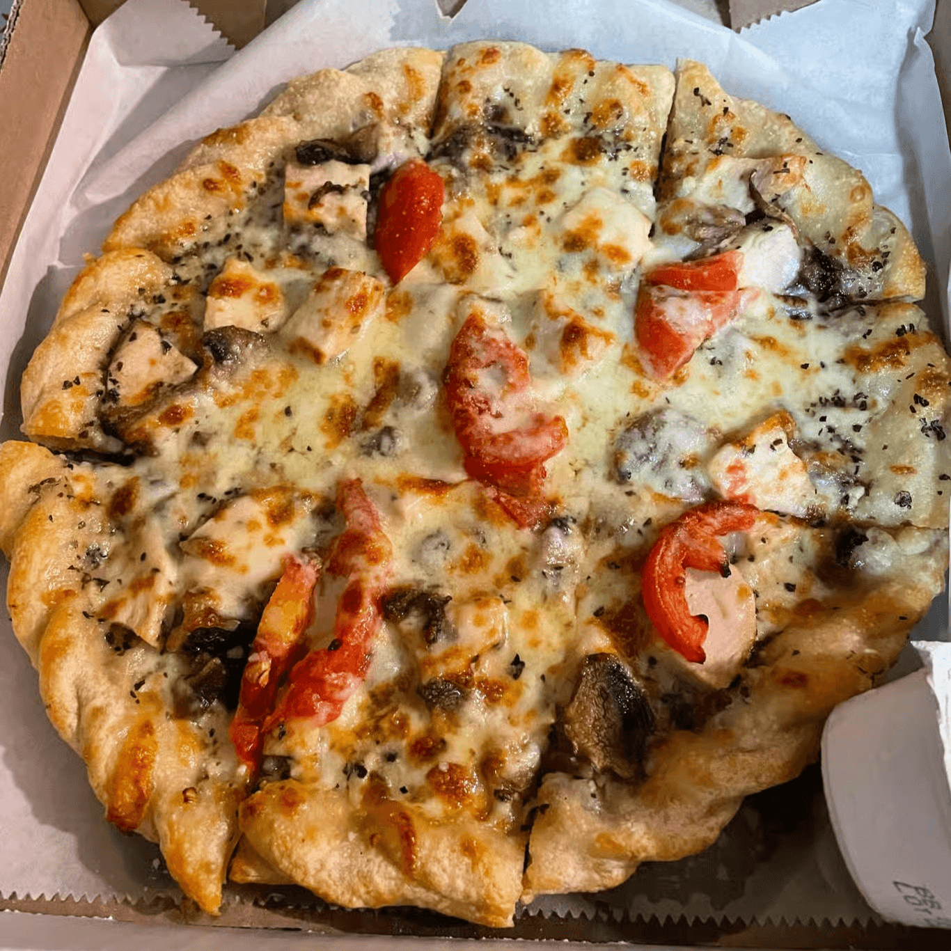 Tuscan Chicken Pizza (Small 10").