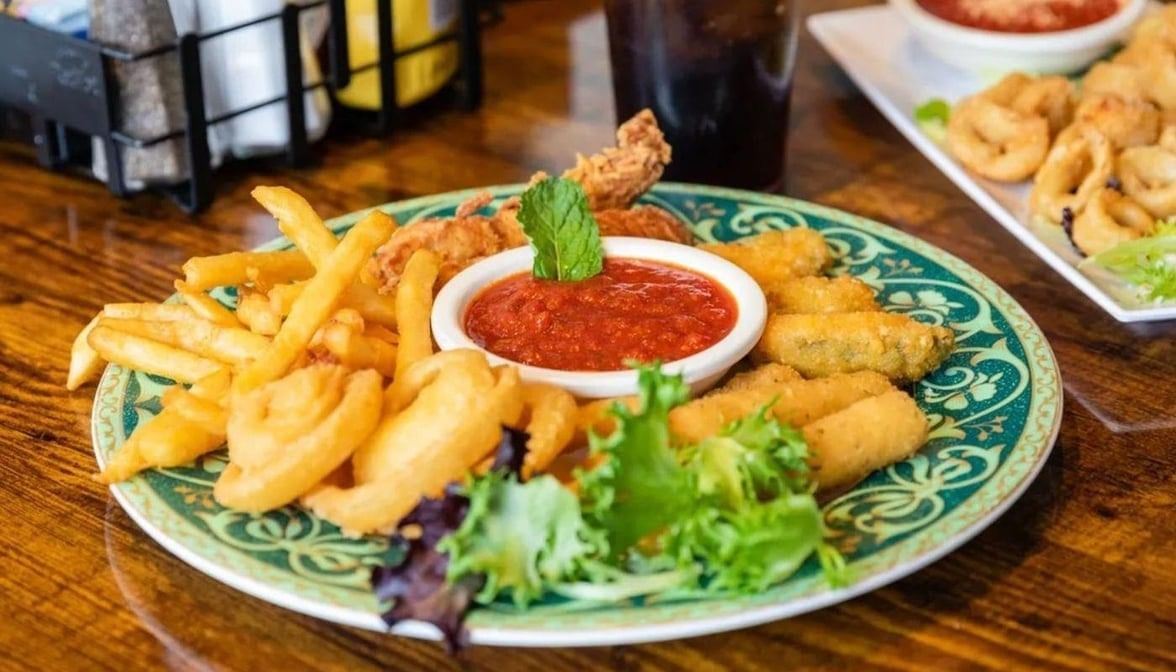 Deluxe Seafood Platter.