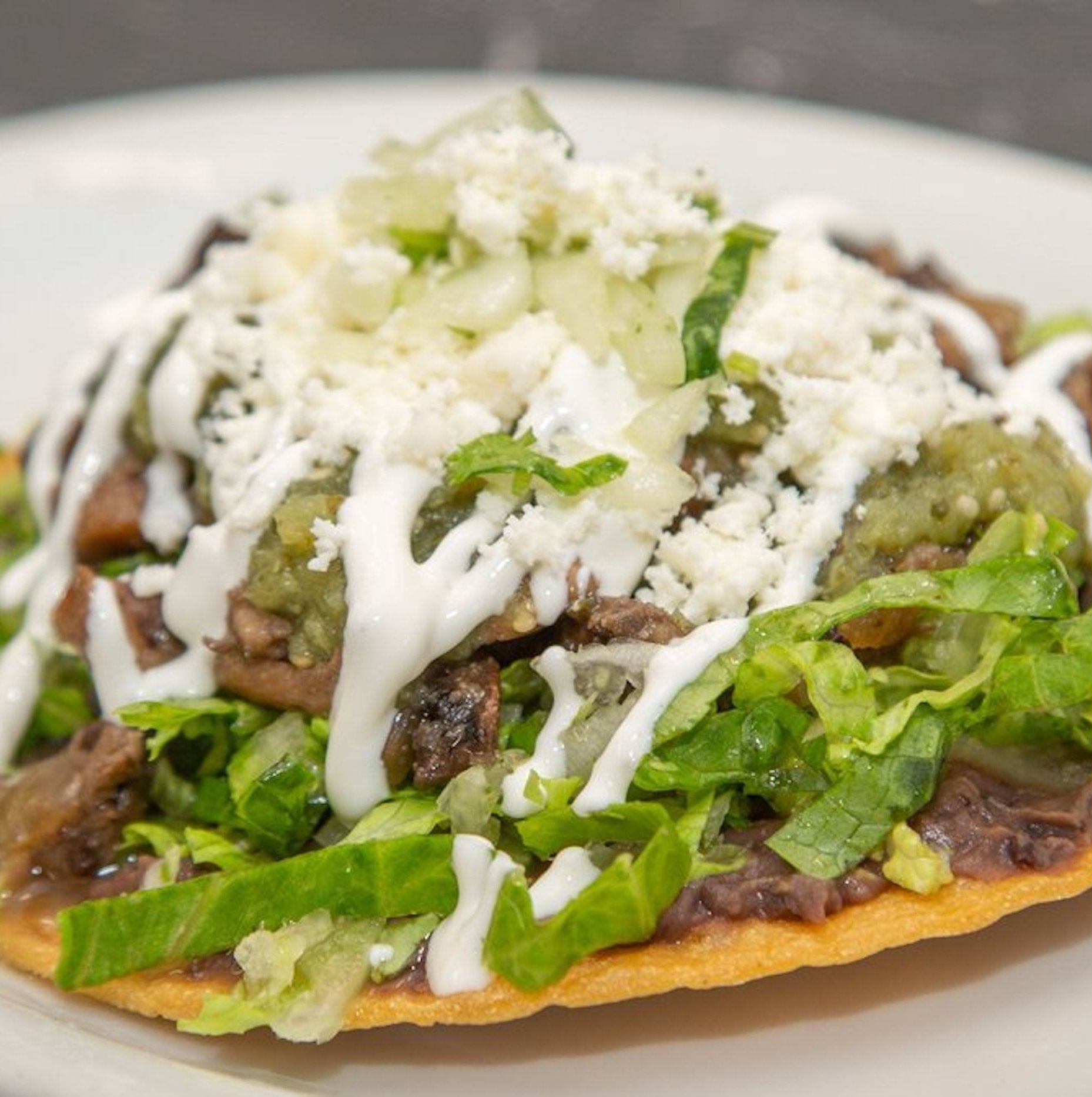 Tostada - Champiñones Con Epazote.