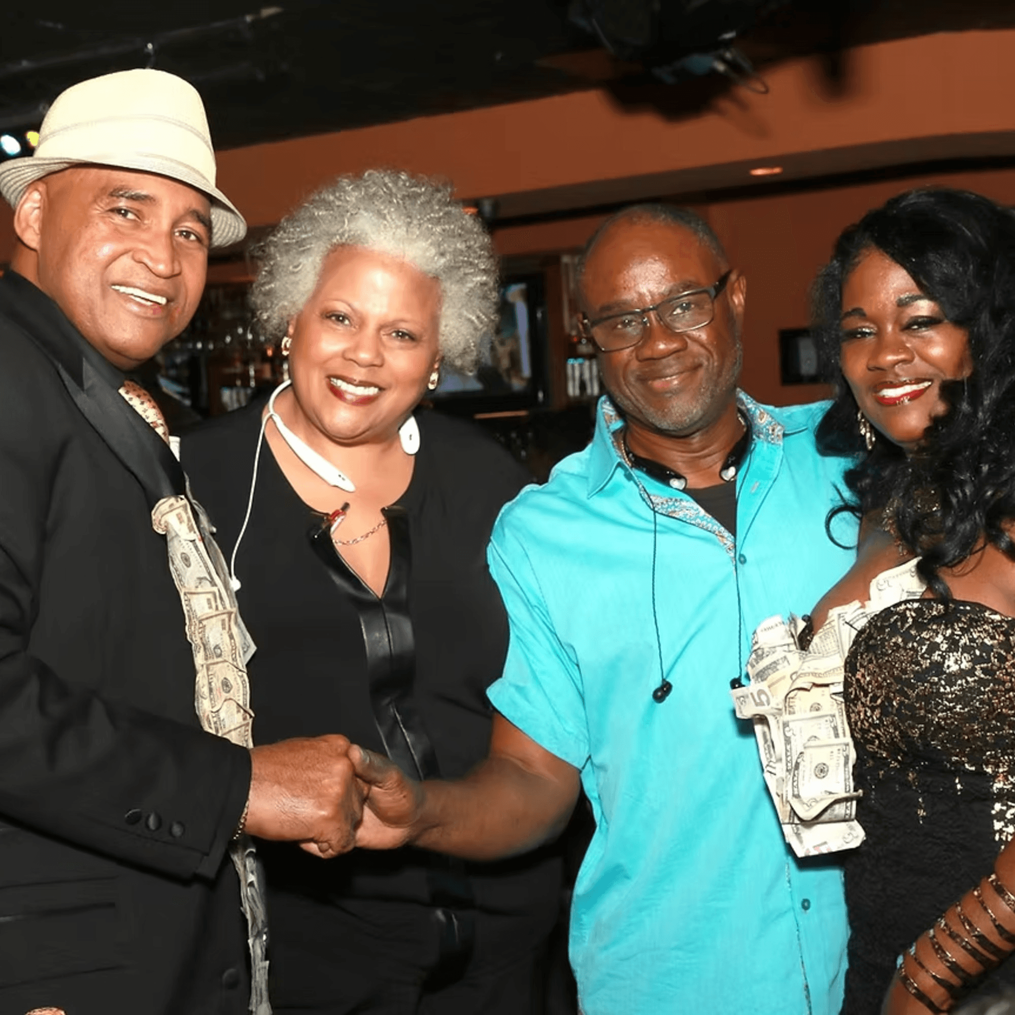 Chicago Bar & Grill gallery image #1