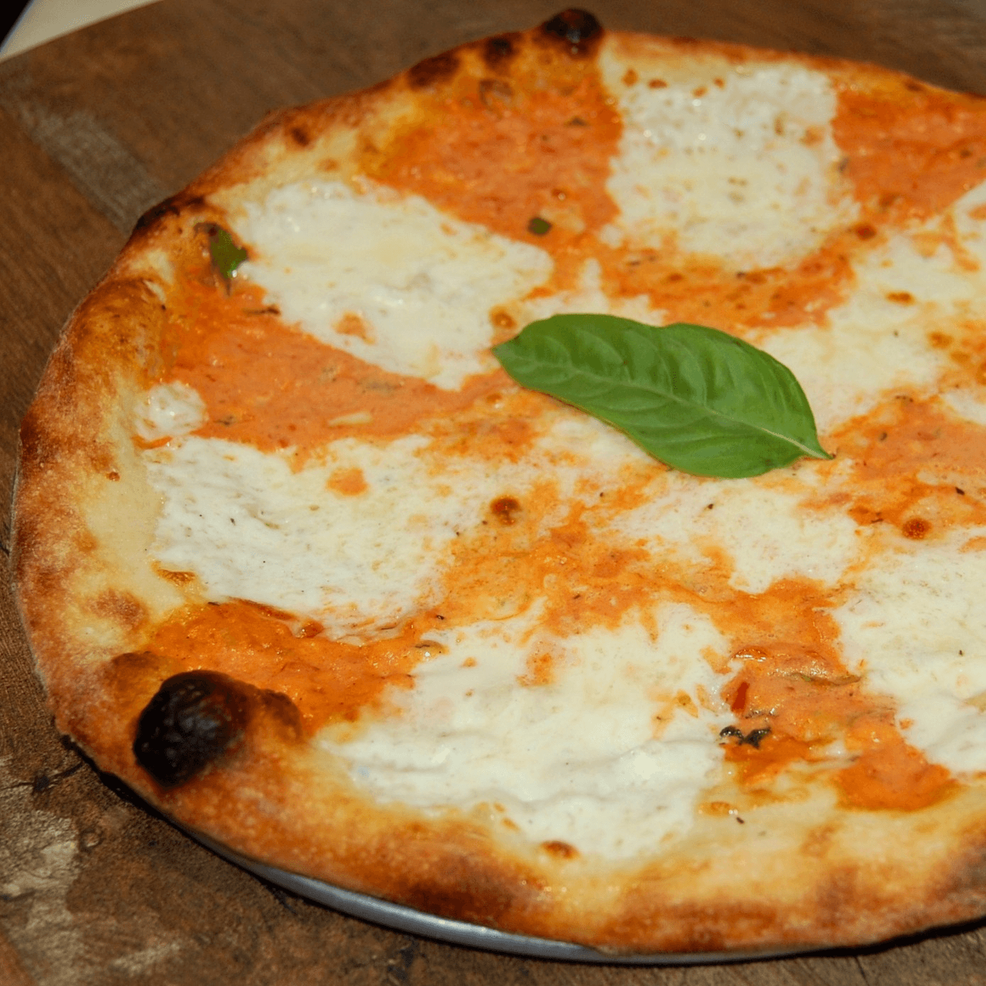 Vodka Sauce Margherita Personal 12 Inch.