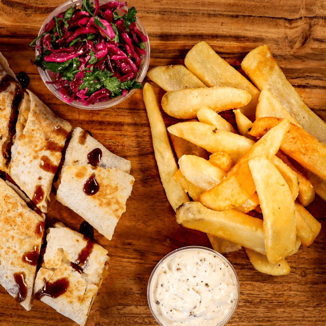 Niro's Shawarma Combo.