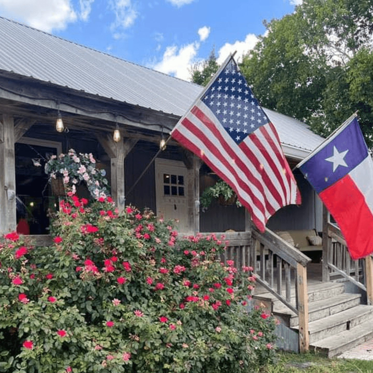 Welcome to Liberty Tavern