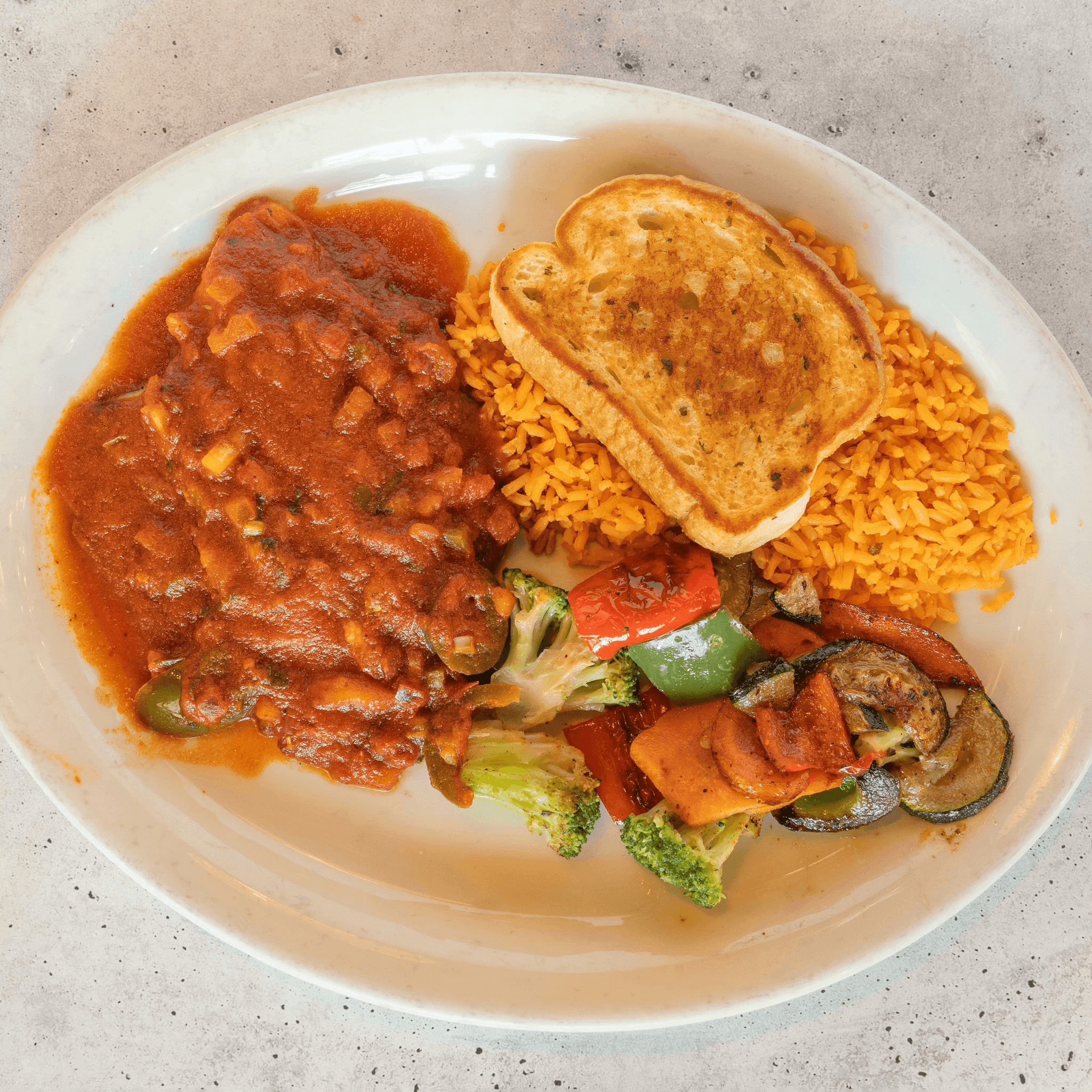 Pescado a La Mexicana.