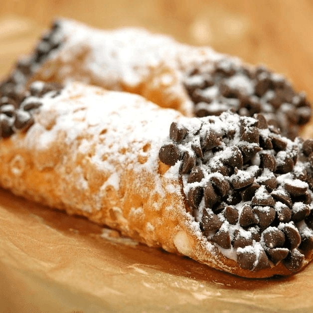 Cannoli (1 Large).