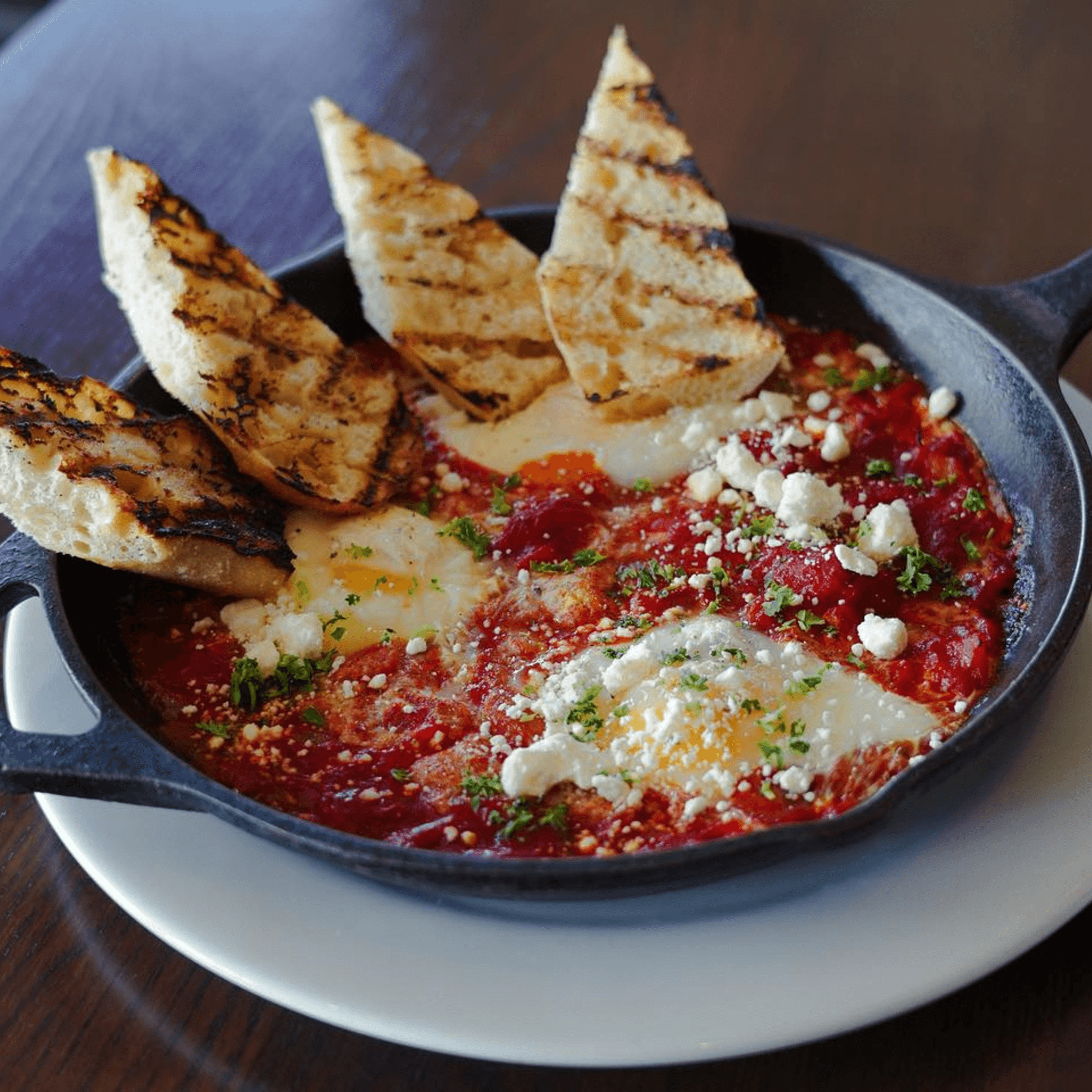 Luna & The Bear - Kitchen & Libation House gallery image #1