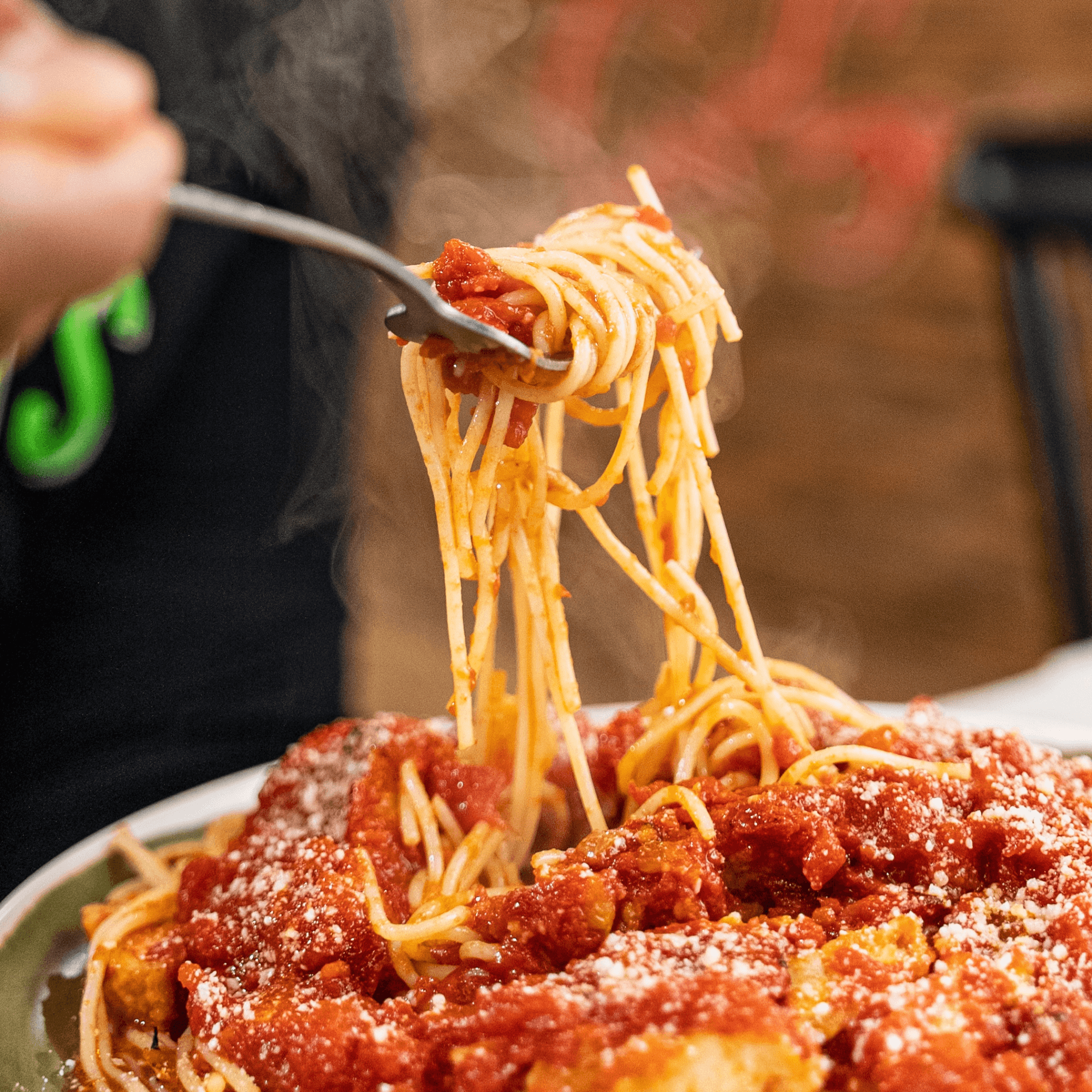 Singas Famous Pizza gallery image #9