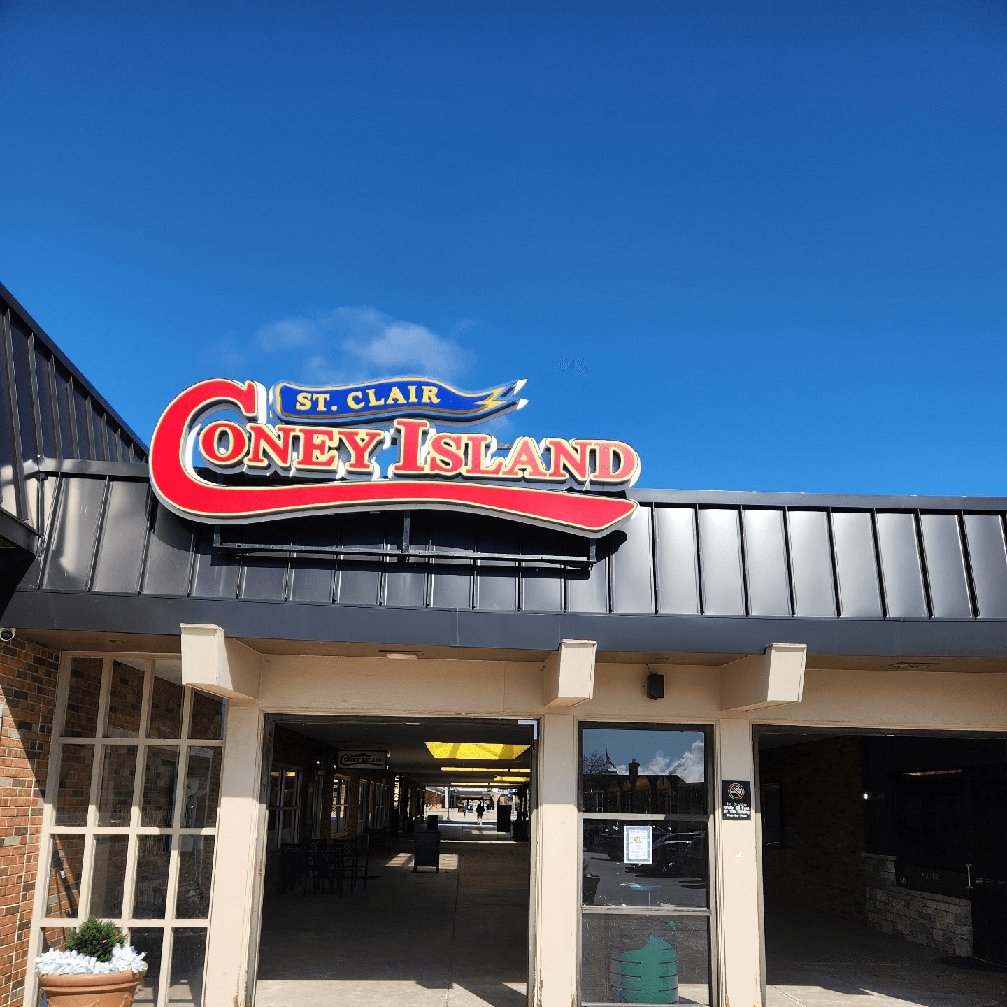 Welcome to St. Clair Coney Island! 
