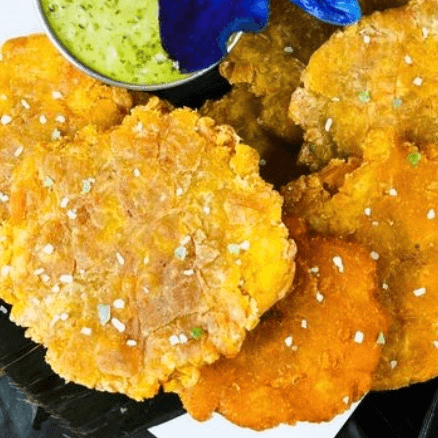 Tostones / Crispy Fried Plantains.