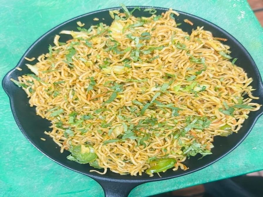 Stir Fry Maggi Noodles (Online).