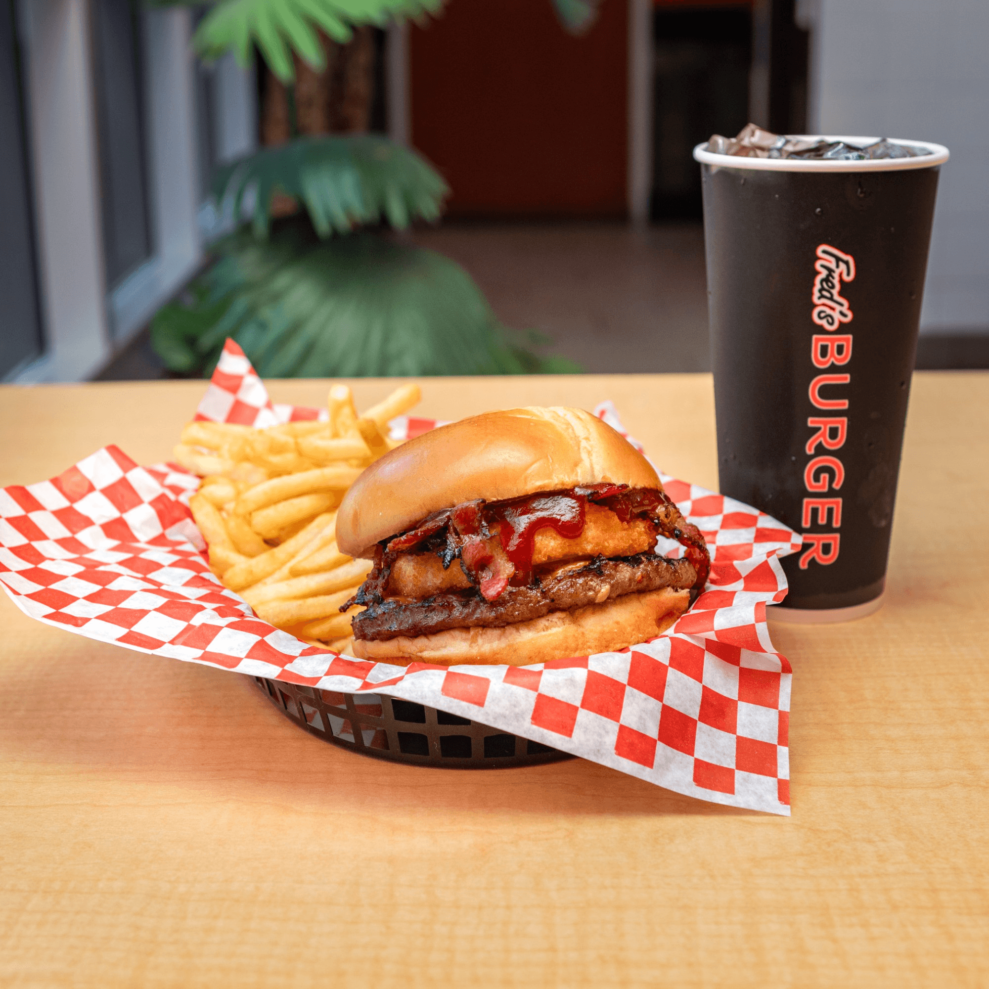 Fred's Burger gallery image #6