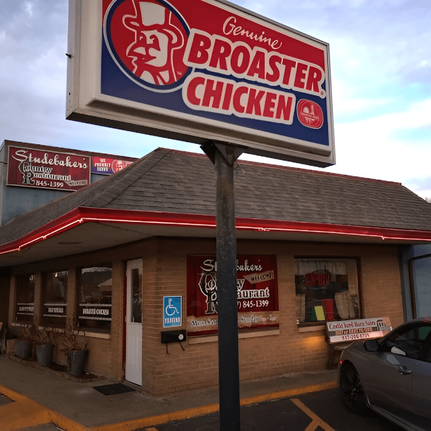 Welcome to Studebaker's Country Restaurant