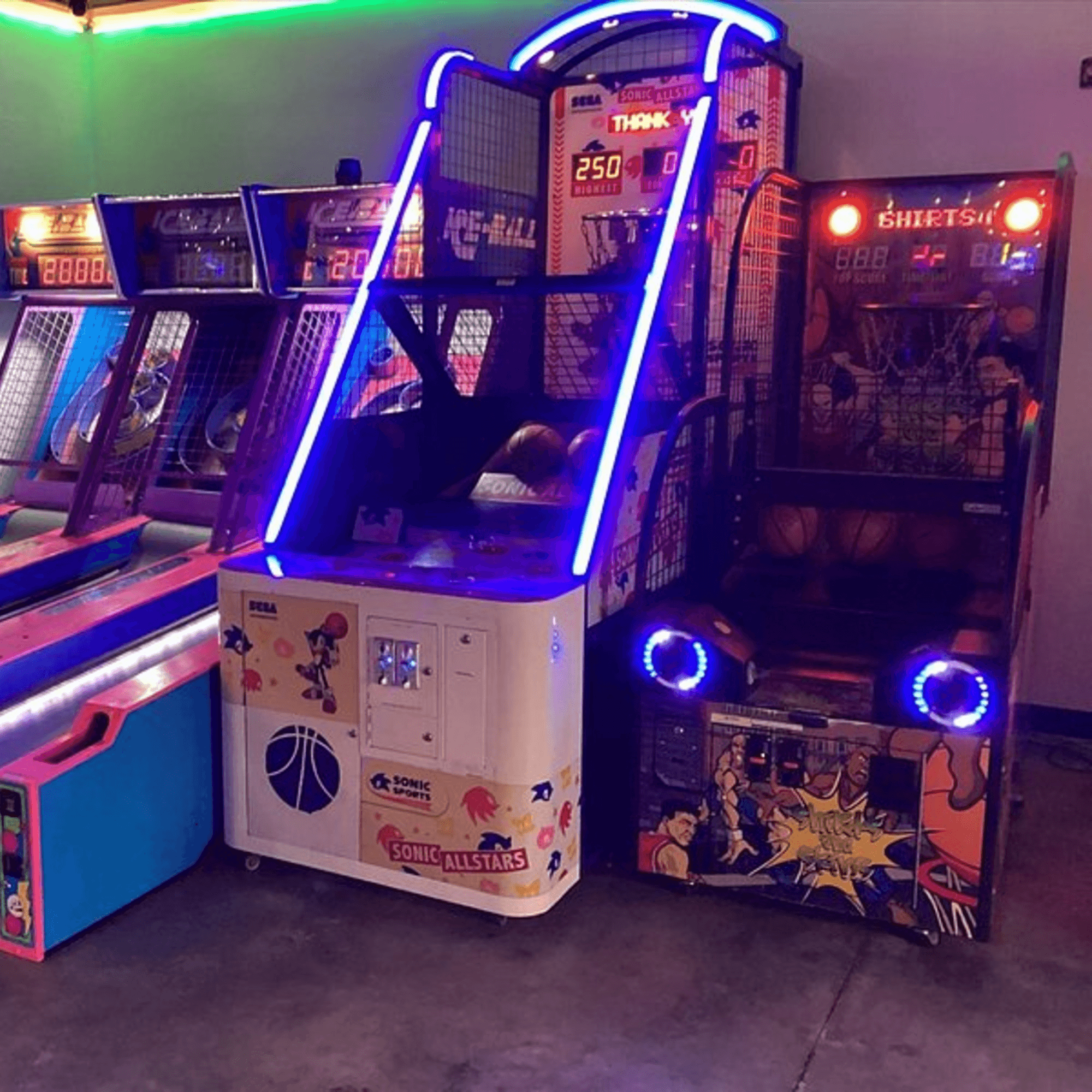 Decades Family Restaurant gallery image #12