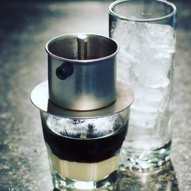 Espresso Black Coffee (Ca Phe Den Da Hoac Nong).