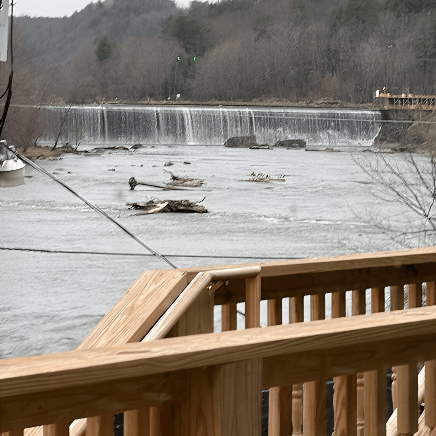 Dine with a View, Stay for the Vibe🌄