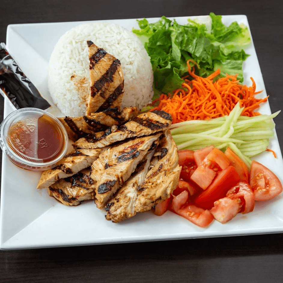 L1. Grilled Chicken Plate.