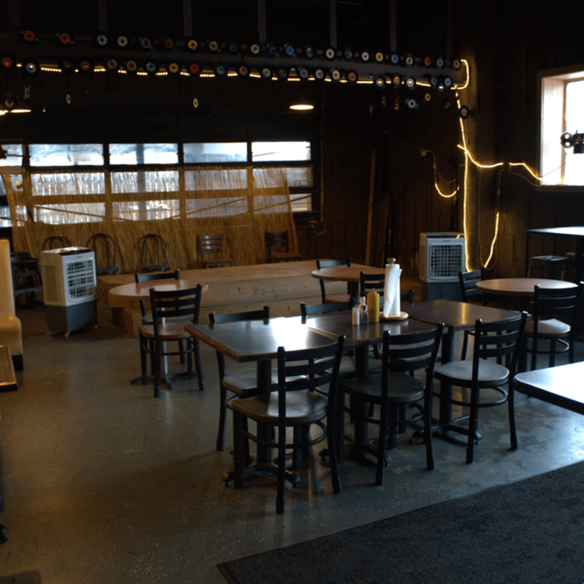 The Service Station Restaurant gallery image #4