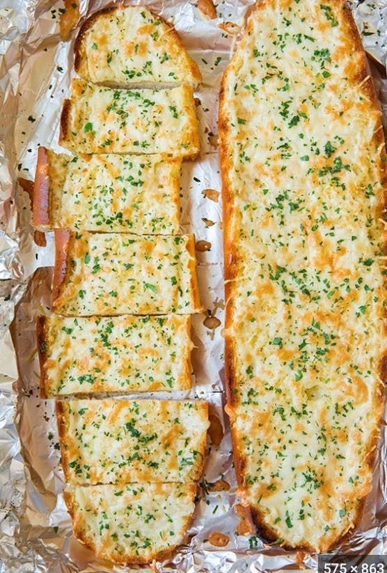 Garlic bread.