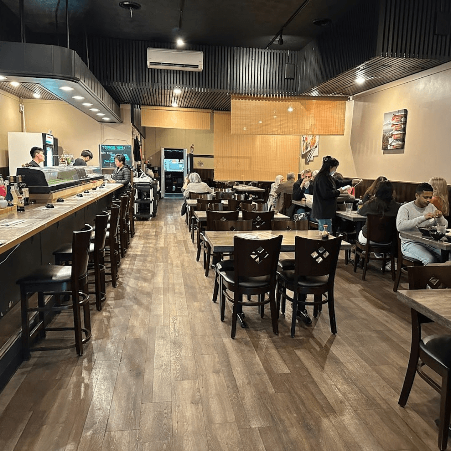 Family-Friendly Dining 